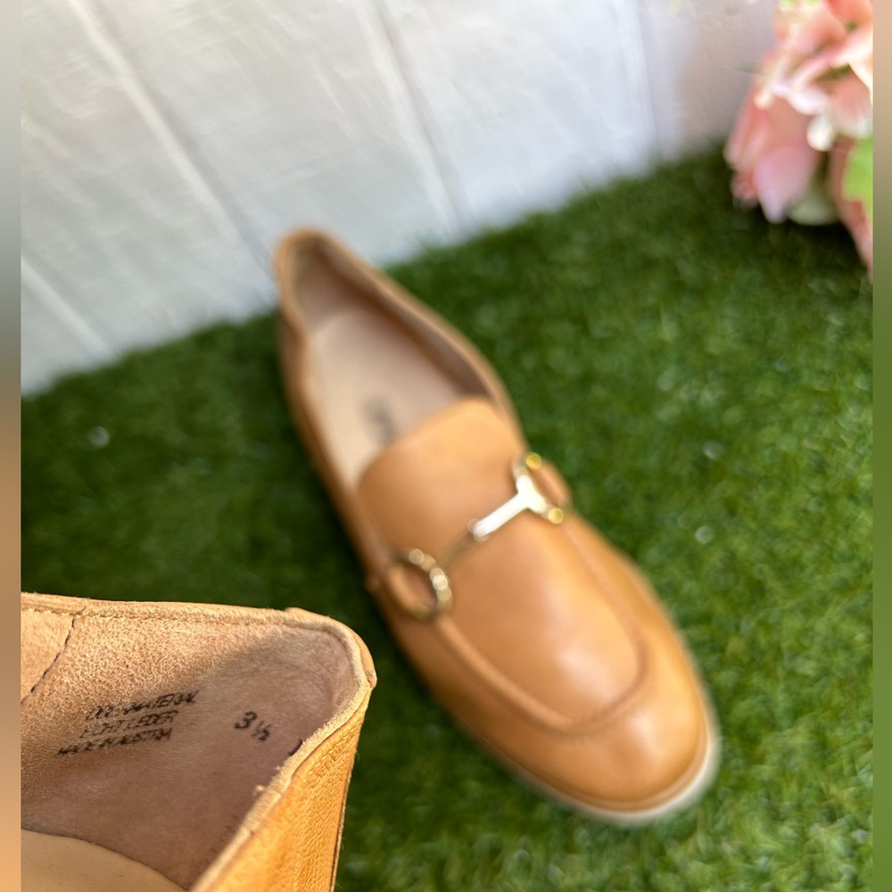 PAUL GREEN
Shay Bit Loafer In Cuoio
Leather/tan
$429 NEW women UK 3.5 US 6 - Picture 17 of 17
